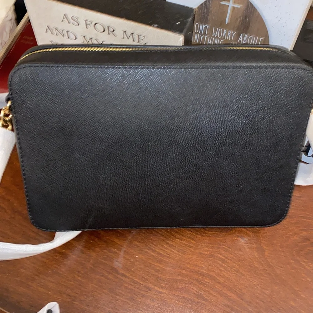 Michael Kors Jet Set Saffiano Leather Crossbody Bag in Black w Gold Hardware NWT